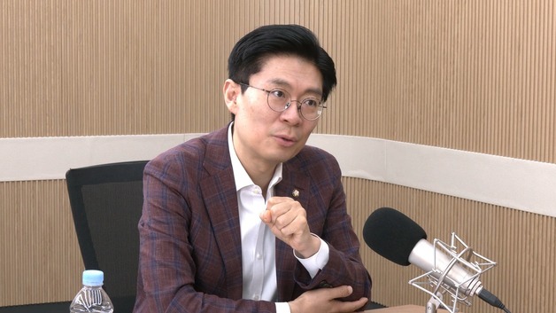 조정훈 "청와대, 김용범 실장 경질했어야…'국민배당금' 개인의견 아냐" [팩트앤뷰]