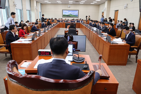 기후에너지환경노동위원회 전체회의