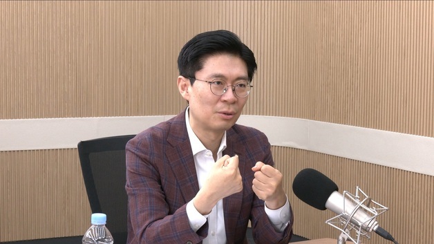 조정훈 "오세훈 '골든 크로스' 가능…'샤이 보수' 많다" [팩트앤뷰]