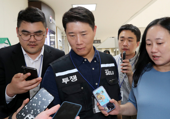 막판 협상 나서는 최승호 삼성전자 노조위원장