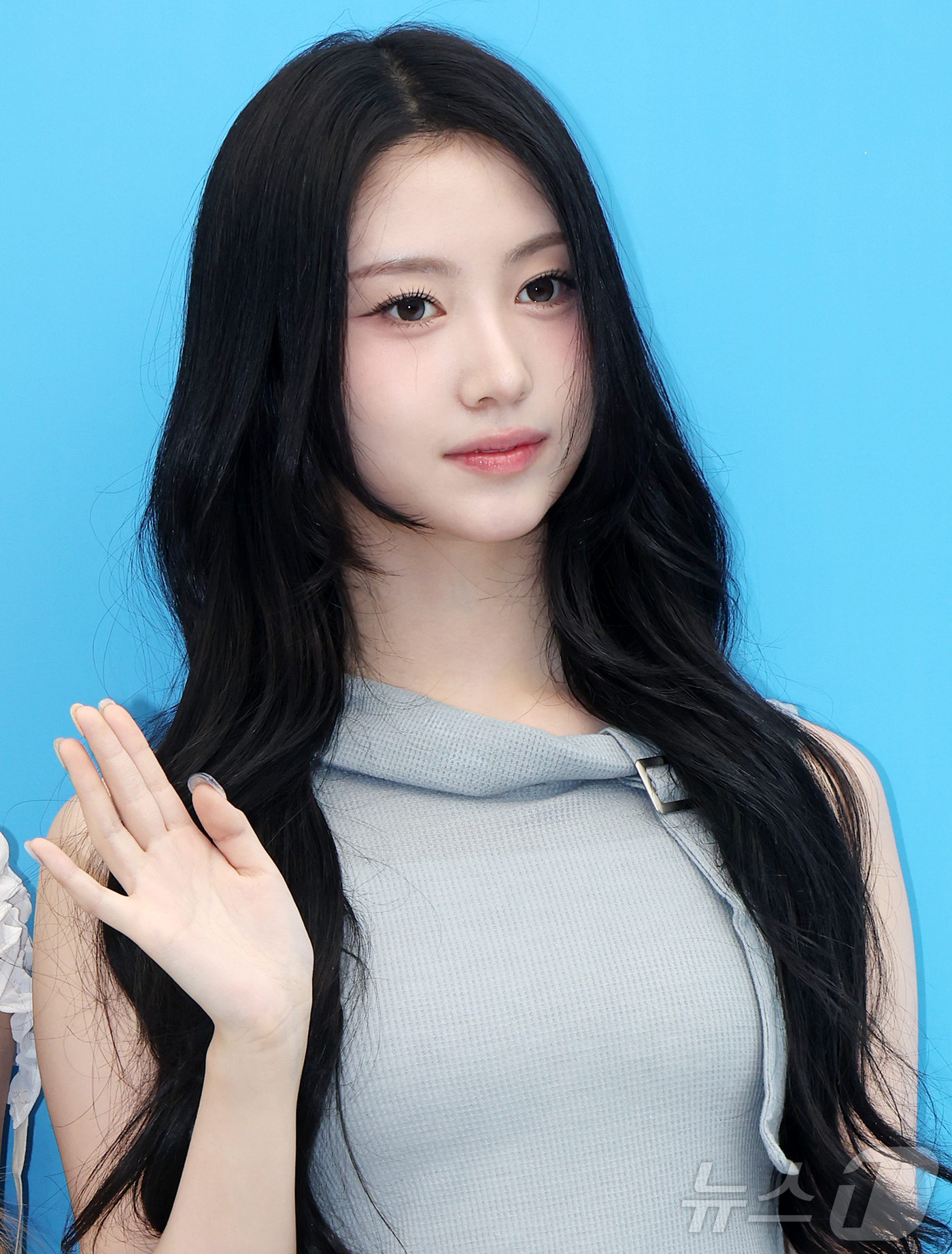 (서울=뉴스1) 김진환 기자 = 걸그룹 언차일드 이본이 19일 서울 성동구 LES601 성수에서 열린 센카 팝업 기념 포토행사에 참석해 포즈를 취하고 있다. 2026.5.19/뉴스 …