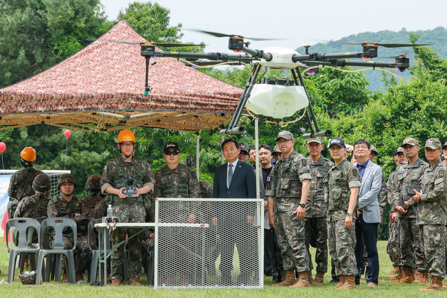 국방부, 2026 드론 공방전 예선대회 개최…8개팀 선발