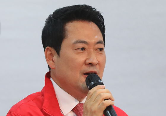 장동혁 "댓글 조작 징역 살고 도지사 출마…민주당 전과 4범들만"