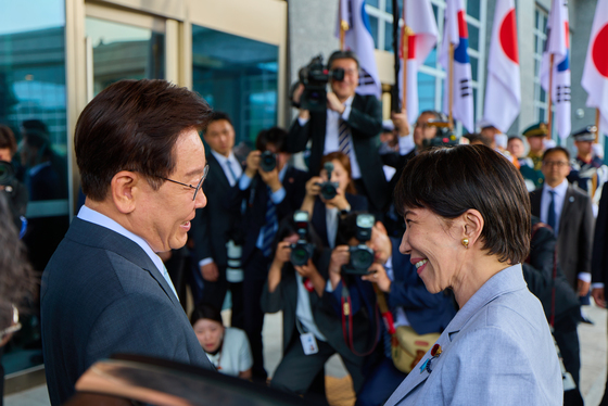 한일 정상 '고향 외교'