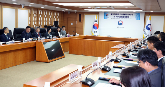 윤호중 장관, 국가기록관리위원회 모두 발언