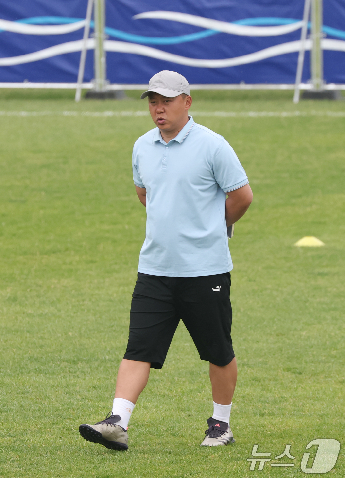 (수원=뉴스1) 김영운 기자 = 2025-26 아시아축구연맹(AFC) 여자챔피언스리그(AWCL) 4강전 수원FC위민과 내고향축구단의 경기를 하루 앞둔 19일 경기 수원시 팔달구 수 …