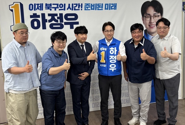 부산 스타트업 만난 하정우…"AI 인재·일감·데이터 개방 필요"
