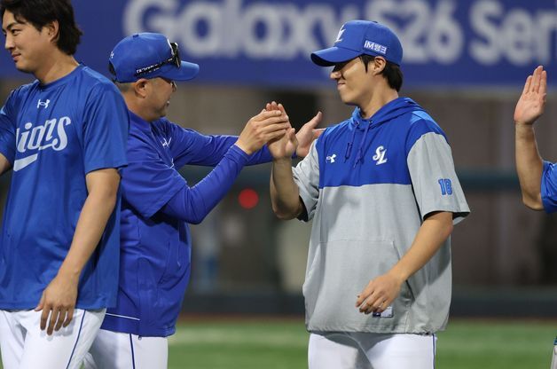 '20안타' 삼성, KT 꺾고 공동 선두…KIA는 LG에 14-0 대승(종합)