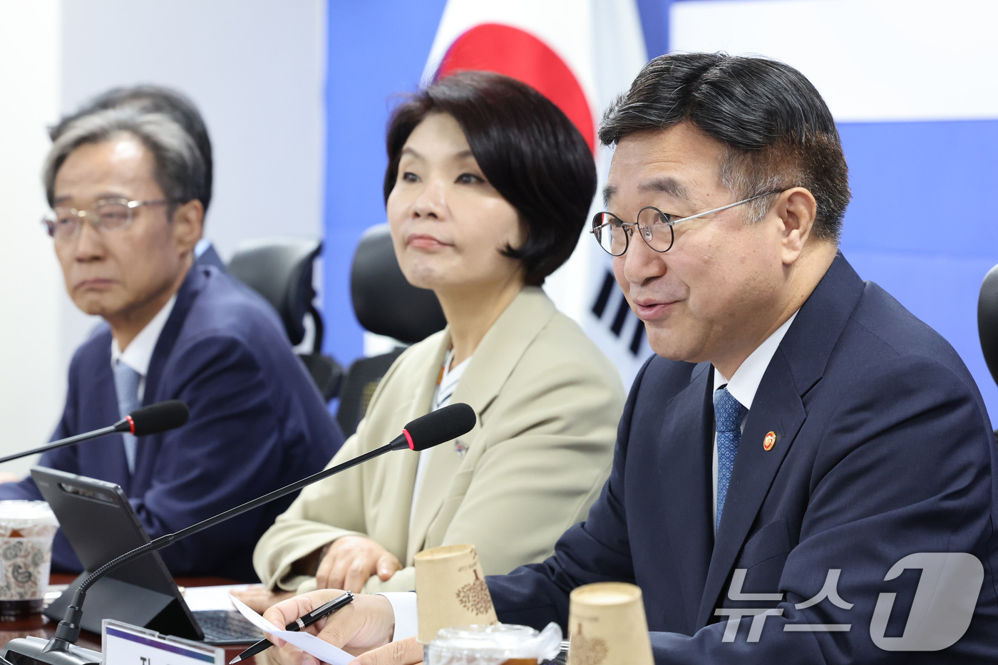 (서울=뉴스1) 신웅수 기자 = 윤호중 행정안전부 장관이 20일 서울 여의도 국회 의원회관에서 열린 하천계곡 정비 관련 당정협의에서 발언하고 있다. 2026.5.20/뉴스1
