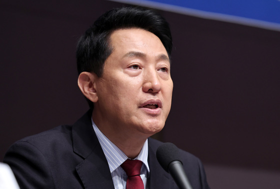 관훈토론회 모두발언하는 오세훈 후보