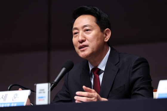 오세훈 "대출규제가 정비사업 발목…이주 앞둔 40곳 핀셋 해제해야"