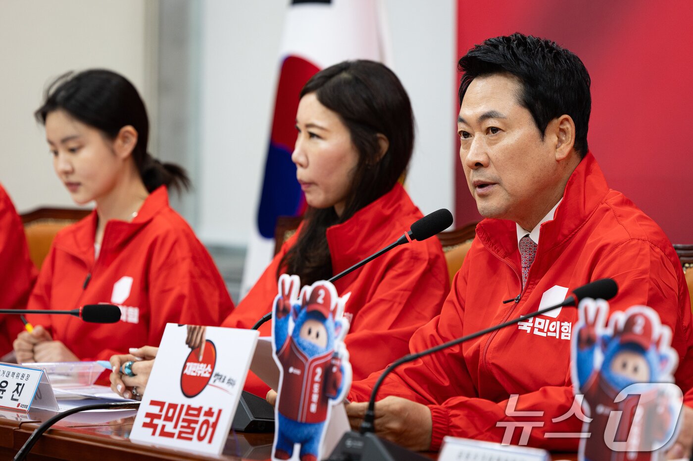 본문 이미지 - 장동혁 국민의힘 대표가 20일 서울 여의도 국회에서 열린 중앙선거대책위원회의에서 모두 발언을 하고 있다. 2026.5.20 ⓒ 뉴스1 유승관 기자