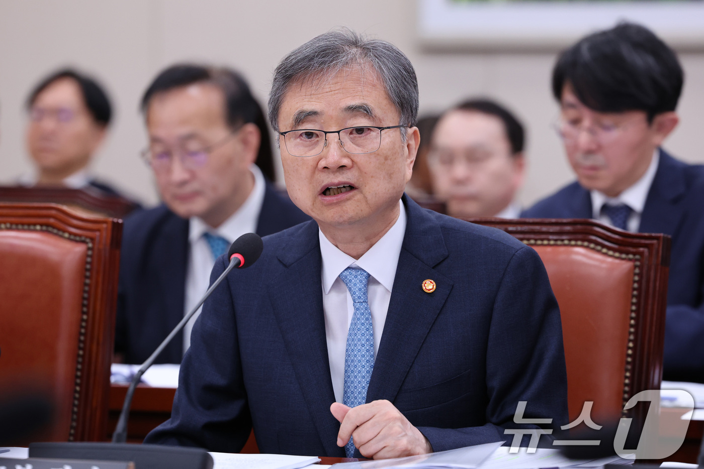 (서울=뉴스1) 신웅수 기자 = 조현 외교부 장관이 20일 서울 여의도 국회 외교통일위원회에서 열린 나무호 피격사건 현안질의에서 의원 질의에 답변하고 있다. 2026.5.20/뉴스 …
