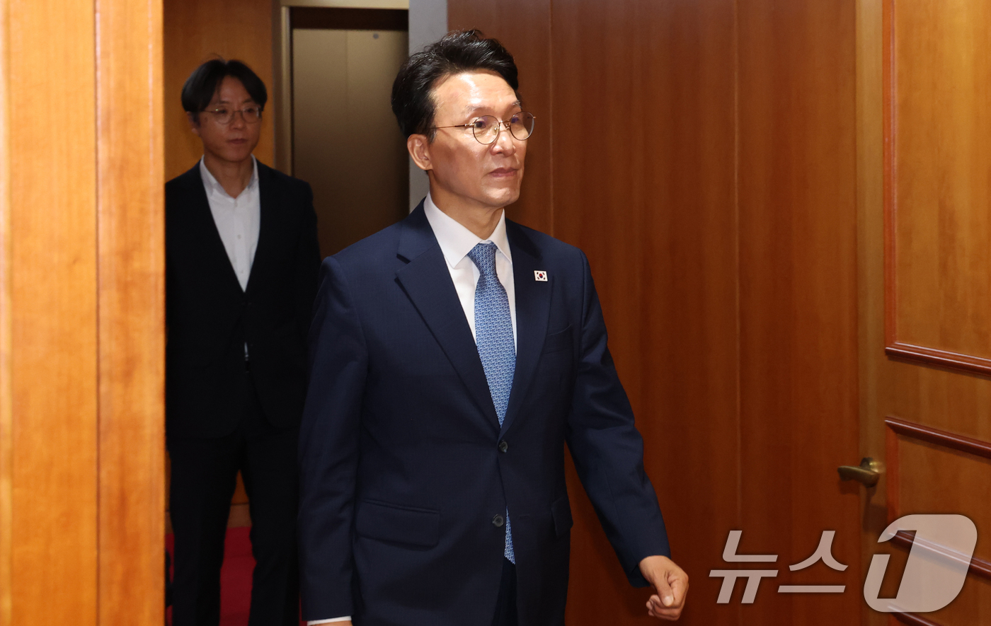 (서울=뉴스1) 김명섭 기자 = 김민석 국무총리가 20일 오전 서울 종로구 세종대로 정부서울청사에서 열린 공명선거 관계장관회의에 참석하고 있다. 2026.5.20/뉴스1