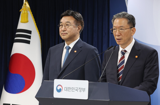 정성호, '법무·검찰은 AI 기술 등을 악용한 허위정보 과학수사기법 적극 활용'