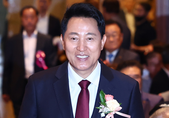 서울시 택시운송사업조합 창립기념식 참석하는 오세훈 후보