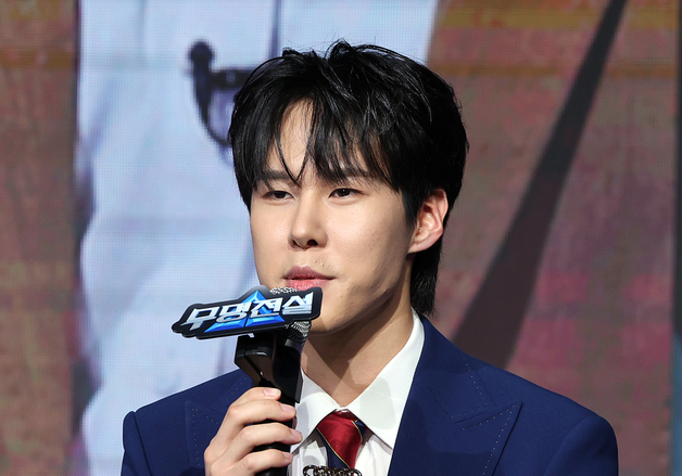 인사말하는 정연호