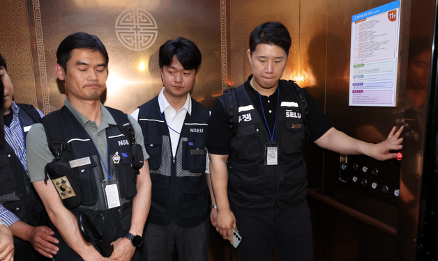 삼성전자 노·사협상 결렬, 협상장 떠나는 최승호 위원장