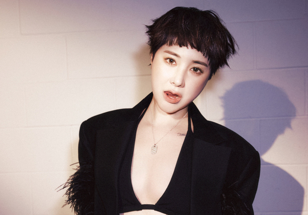 '요즘 대세' 서인영, 과감한 노출 의상…고모상 아닌 카리스마 퀸 [N화보]