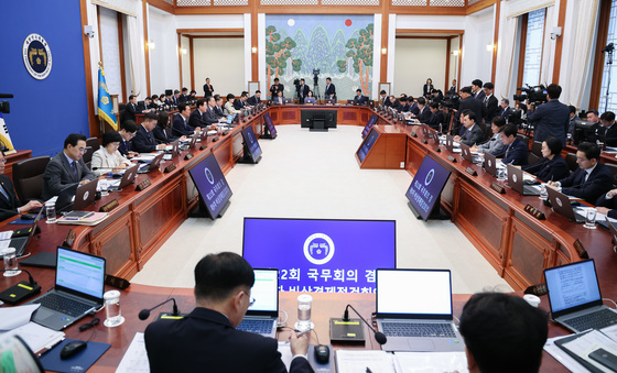 국민의례 주재하는 이재명 대통령