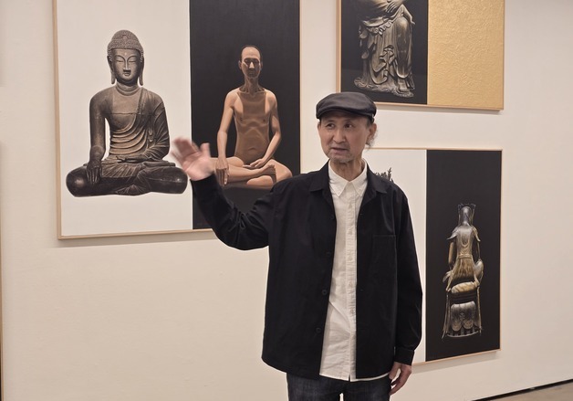 "반가사유상의 미소로 시대의 아픔을 위로하다"…이종구 '사유 : 思惟'전