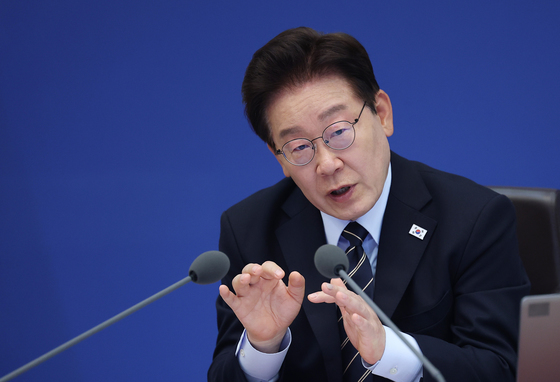 李대통령, '실거주 유예로 세입자 집 비워야' 보도에 "기가 차다"
