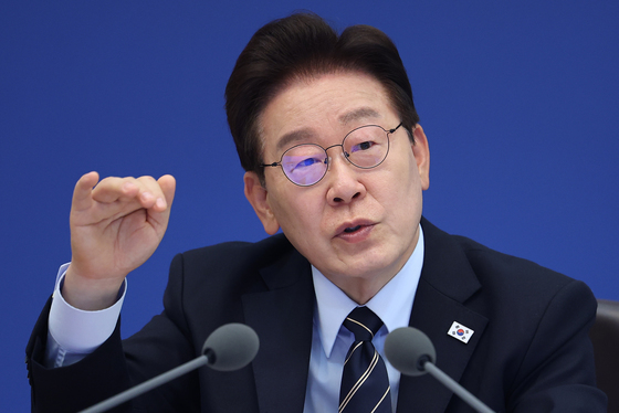 李대통령 "선 넘었다" 삼성노조 초강력 경고…긴급조정 압박