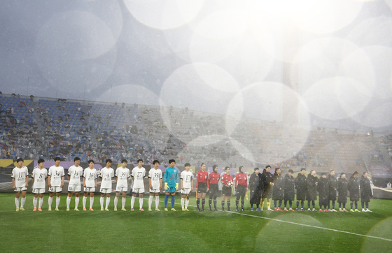 12년 만에 열린 남북 여자축구 대결