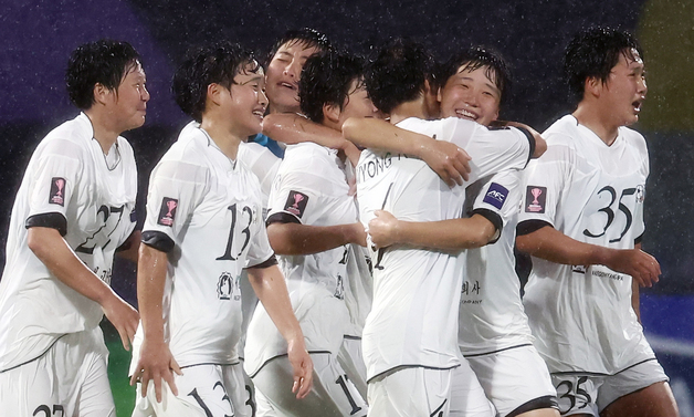 한국서 2대1 승리 거둔 내고향여자축구단