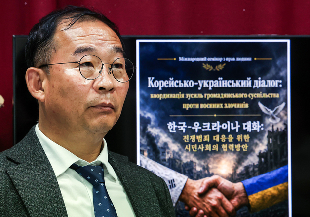 北포로 만나려 우크라 간 탈북민 단체 6명 여권법 위반 입건