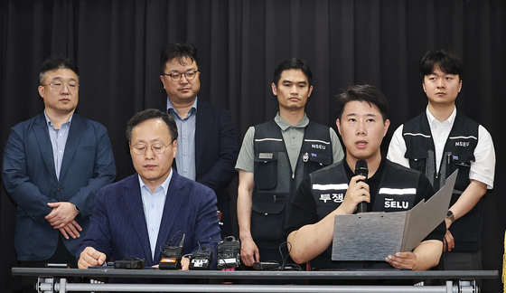 발언하는 최승호 위원장