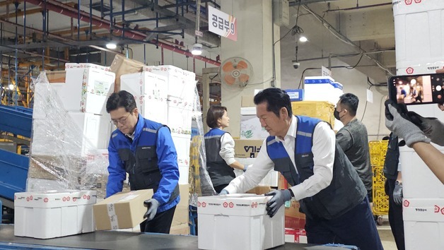 정원오, 선거운동 첫 일정으로 '동서울우편집중국'…"시민 안전 뒷받침"