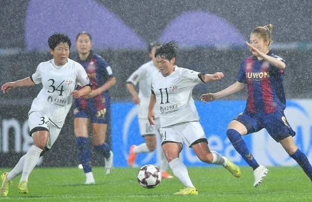 북한, 여자축구 승리 보도…"한국 수원팀 이기고 결승 진출" [데일리 북한]