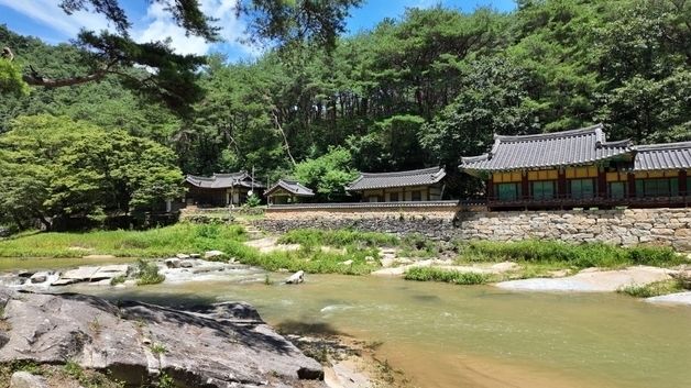 "잠시 스마트폰 끄고"…봉화 석천정사·청암정·한수정 디지털 쉼터 주목