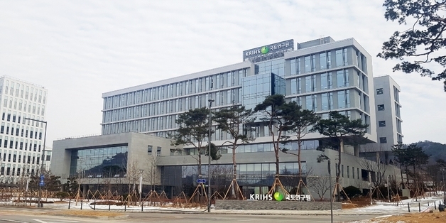 신임 국토연구원장 후보 3인 압축…임재만·정창무·황재훈