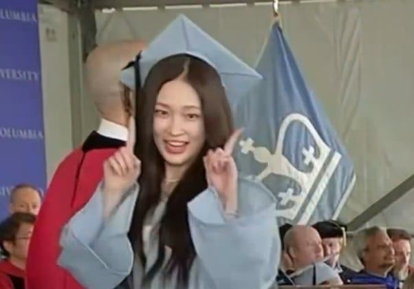 올데프 애니, 컬럼비아대 졸업식서 엔딩 요정…프로의 팬서비스 [N이슈]
