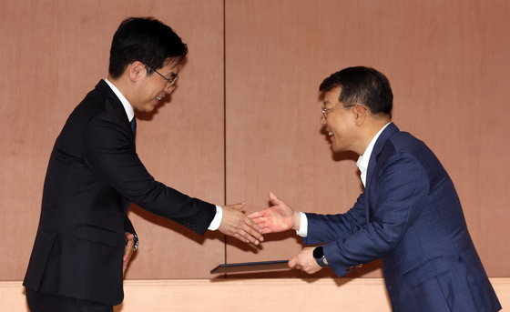김일환 공공데이터분쟁조정위원회 위원장 위촉한 행안부