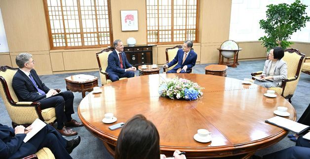 조현 외교·UNDP 총재, '인도적 위기 해소' 협력 방안 논의