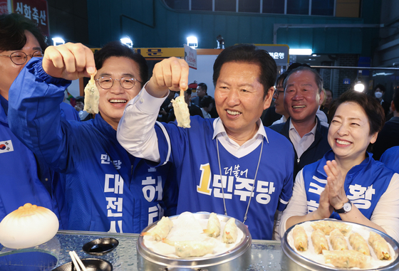 정청래 "선거운동 순조로운 출발…오만한 언행 절대 안 돼"