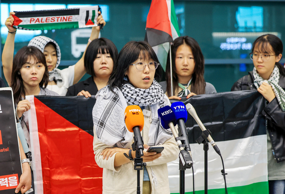입장 밝히는 팔레스타인 해방을 위한 항해 한국본부
