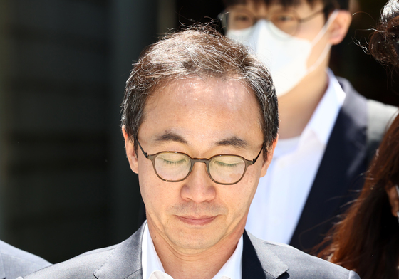 김오진 전 대통령실 관리비서관, '묵묵부답'