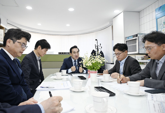 박홍근 "고유가 지원금 신속 집행…서민 부담 완화, 내년 예산에 반영"
