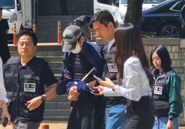 배우 김규리 자택 침입해 강도 행각 40대 영장심사 출석(종합)