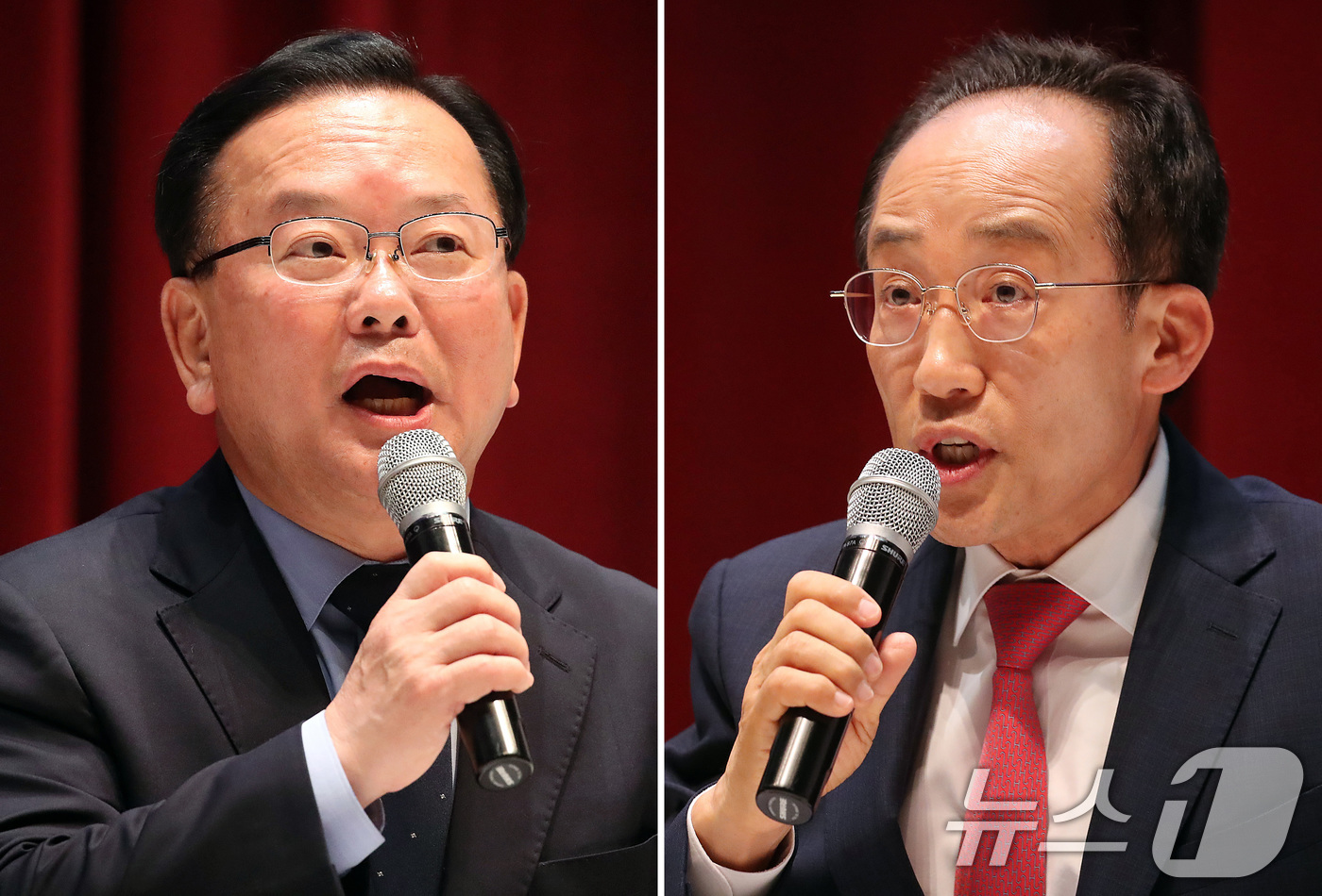 (대구=뉴스1) 공정식 기자 = 김부겸 더불어민주당 대구시장 후보(왼쪽)와 추경호 국민의힘 대구시장 후보가 22일 오후 대구 동구 봉무동 대구텍스타일 콤플렉스에서 열린 대구 사회복 …