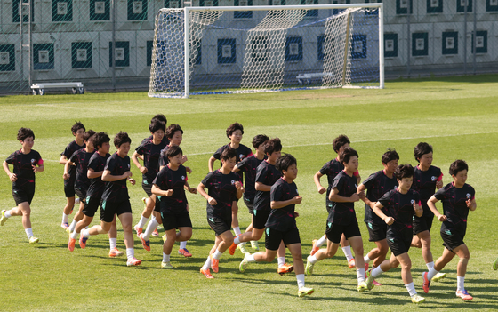 결승전 앞두고 훈련하는 북한 내고향여자축구단