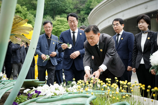 이재준 "눈물 거두고, 실력·성과로 '노무현' 증명하겠다"