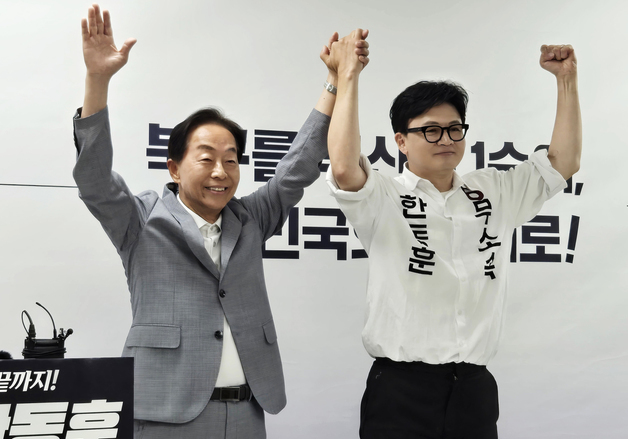 'YS 차남' 김현철 "보수 미래 위해 한동훈 지지"…韓 "큰 정치 하겠다"