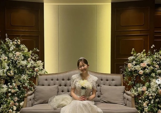 배우 이수빈 결혼 "내 편이 되어준 사람…영원의 약속 맺을 것"