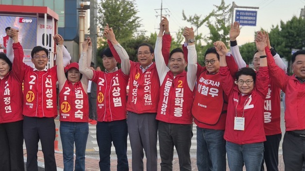 국힘 이철우, 김학홍 문경시장 후보 지지 호소 "원팀 만들어야"