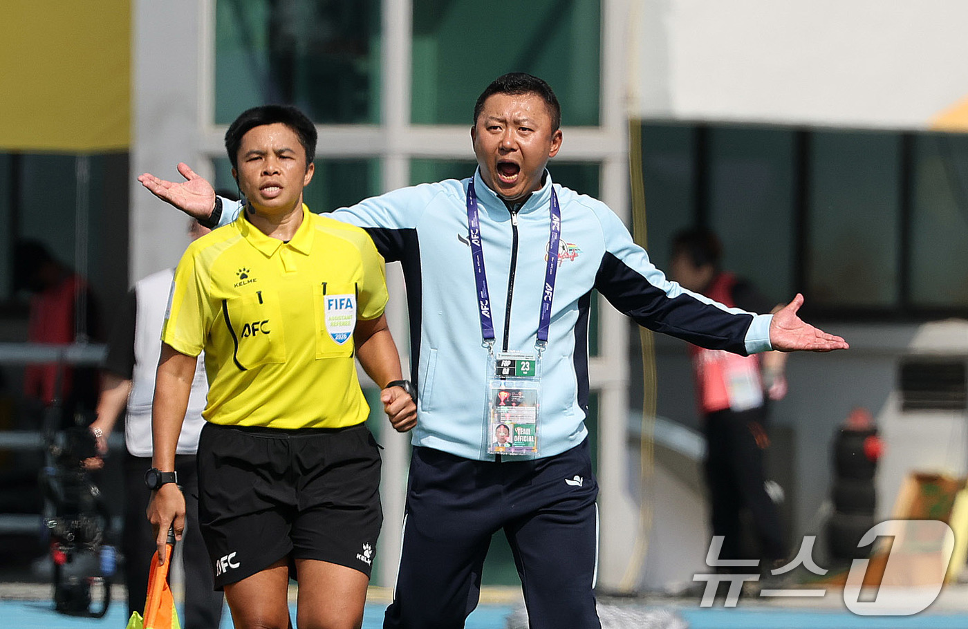 (수원=뉴스1) 박지혜 기자 = 23일 오후 경기 수원시 수원종합운동장에서 열린 2025-2026 아시아축구연맹(AFC) 여자 챔피언스리그(AWCL) 결승 북한 내고향여자축구단과 …